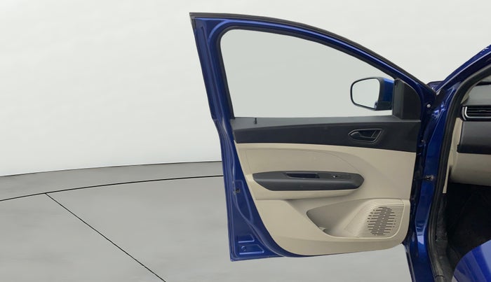 2020 Renault TRIBER RXT AMT, Petrol, Automatic, 34,872 km, LHS Front Door