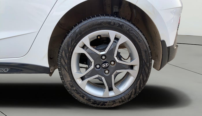 2025 Hyundai NEW I20 SPORTZ 1.2 IVT, Petrol, Automatic, 8,856 km, Left Rear Wheel