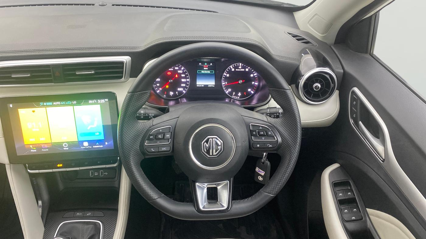 2024 MG ASTOR Sprint 1.5 MT (Ivory), Petrol, Manual, 23,670 km, Steering Wheel Close Up