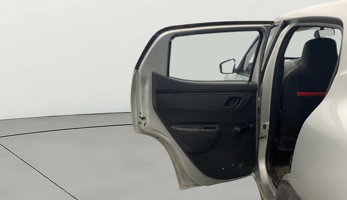 2016 Renault Kwid RXT 1.0 (O), Petrol, Manual, 33,245 km, LHS Rear Door