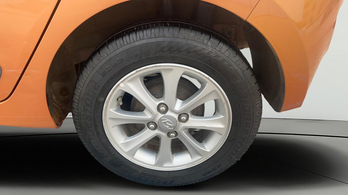 2015 Hyundai Grand i10 ASTA AT 1.2 KAPPA VTVT, Petrol, Automatic, 87,358 km, Left Rear Wheel