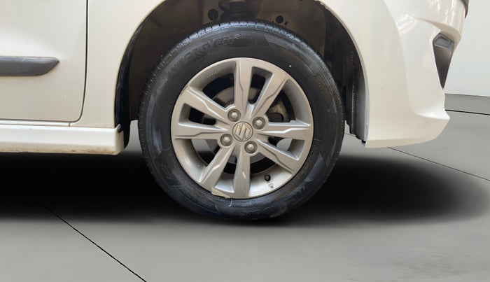 2013 Maruti Wagon R Stingray VXI, Petrol, Manual, 21,288 km, Right Front Wheel