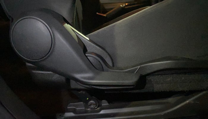 2022 Maruti Baleno ALPHA PETROL 1.2, Petrol, Manual, 25,748 km, Third Seat Row ( optional )