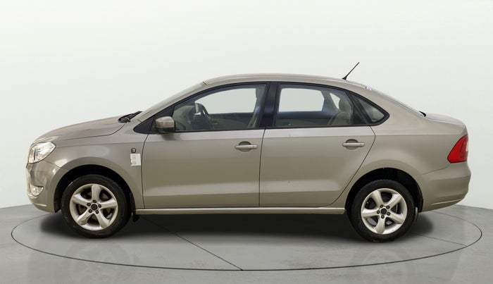 2013 Skoda Rapid ELEGANCE 1.6 MPI MT, Petrol, Manual, 11,245 km, Left Side