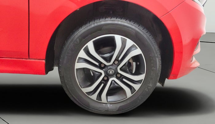 2024 Tata Tiago XTA PETROL, Petrol, Automatic, 35,199 km, Right Front Wheel
