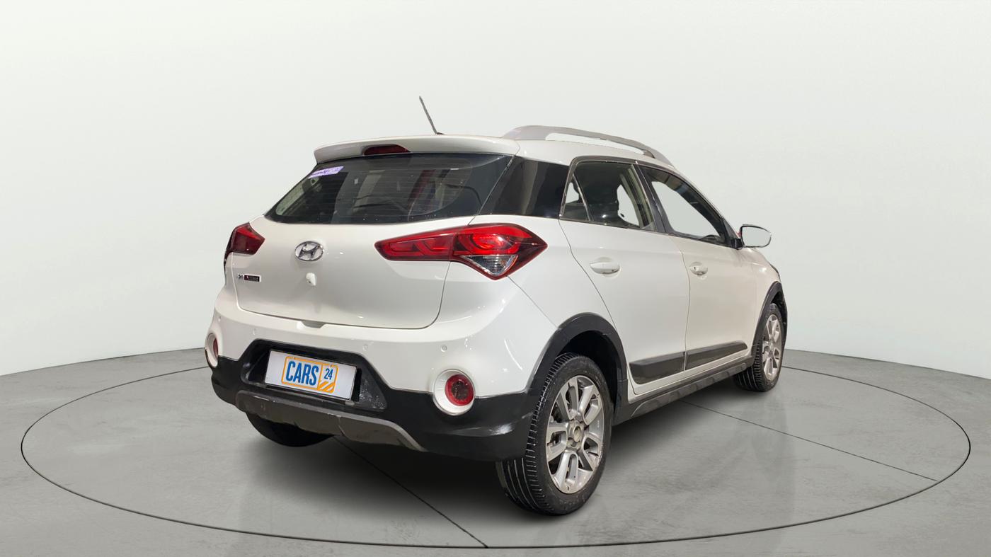 2016 Hyundai i20 Active 1.2 S, Petrol, Manual, 1,13,709 km, Right Back Diagonal