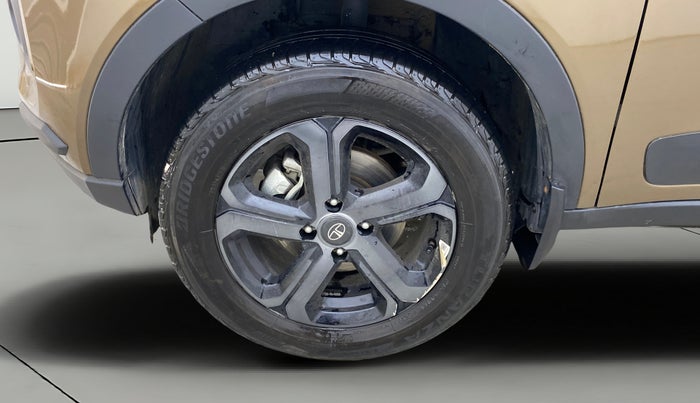 2022 Tata NEXON XZA PLUS (PREMIUM) PETROL JET, Petrol, Automatic, 16,873 km, Left Front Wheel