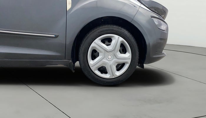 2021 Tata ALTROZ XT PETROL, Petrol, Manual, 56,042 km, Right Front Wheel