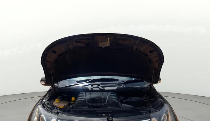 2015 Mahindra XUV500 W10, Diesel, Manual, 80,870 km, Open Bonet