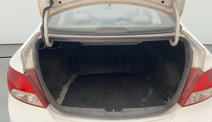 2013 Hyundai Verna FLUIDIC 1.6 CRDI SX, Diesel, Manual, 1,36,029 km, Boot Open Zoomed View