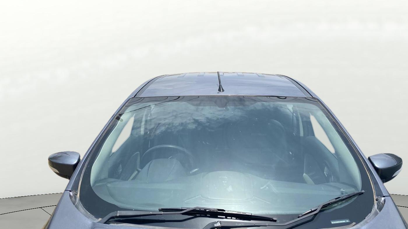 2014 Ford Ecosport TREND 1.5L PETROL, Petrol, Manual, 1,09,701 km, Front Windshield