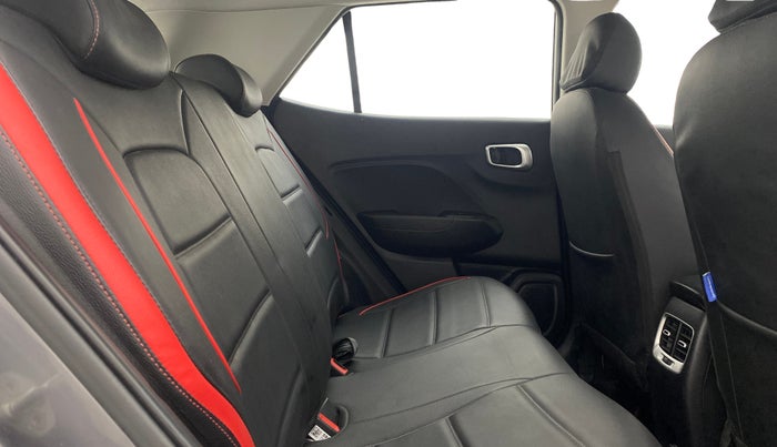 2021 Hyundai VENUE SX 1.0 TURBO, Petrol, Manual, 40,250 km, Right Side Rear Door Cabin