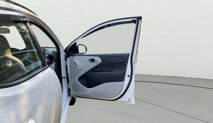 2022 Hyundai GRAND I10 NIOS SPORTZ 1.2 KAPPA VTVT, Petrol, Manual, 26,782 km, RHS Front Door