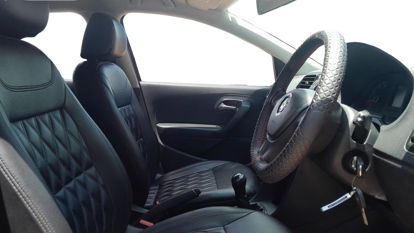 2020 Volkswagen Polo COMFORTLINE 1.0L MPI, Petrol, Manual, 46,180 km, Right Side Front Door Cabin