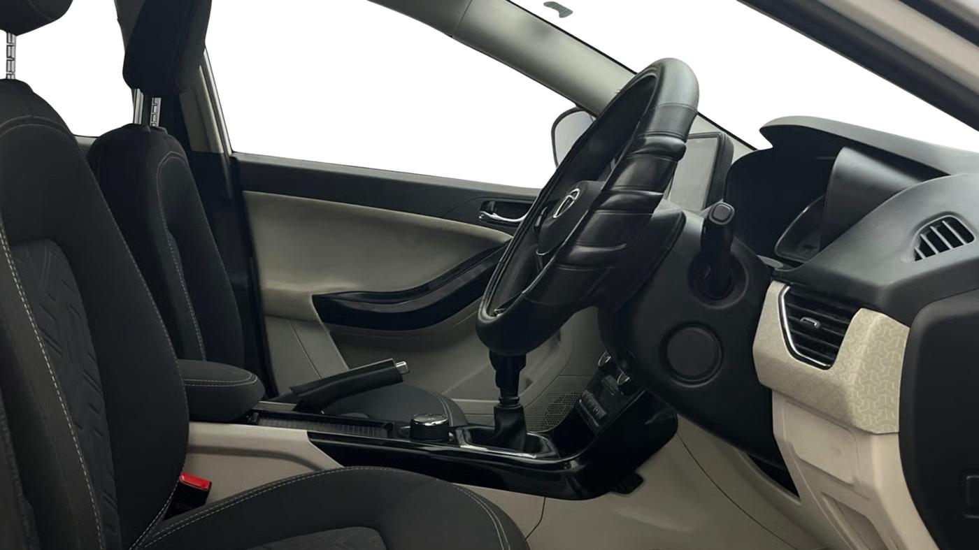 2022 Tata NEXON XZ PLUS PETROL, Petrol, Manual, 40,045 km, Right Side Front Door Cabin