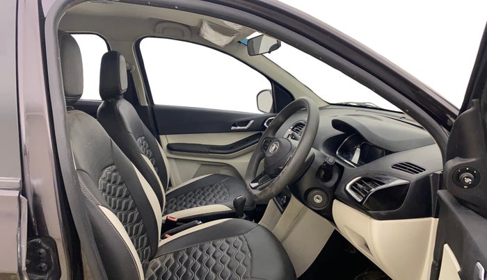 2022 Tata Tiago XZ PLUS PETROL, Petrol, Manual, 27,607 km, Right Side Front Door Cabin