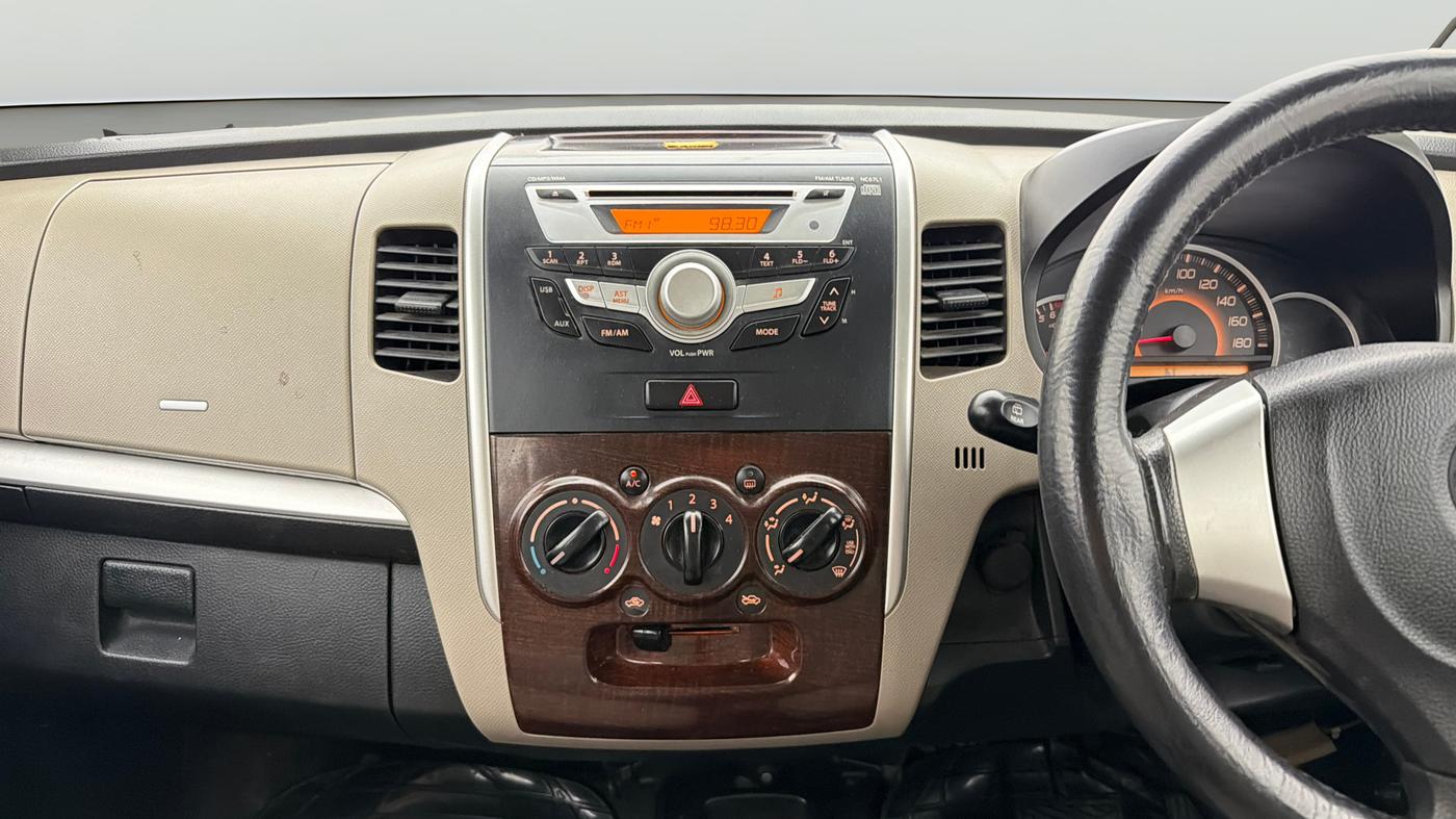 2016 Maruti Wagon R 1.0 VXI (O) AMT, Petrol, Automatic, 52,231 km, Air Conditioner