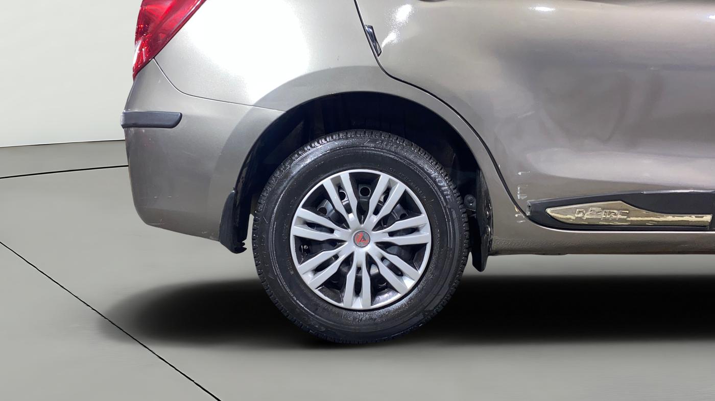2019 Maruti Dzire VXI AMT, Petrol, Automatic, 28,307 km, Right Rear Wheel