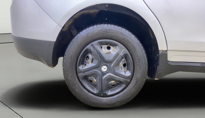 2018 Mahindra MARAZZO M4 8 STR, Diesel, Manual, 84,331 km, Right Rear Wheel