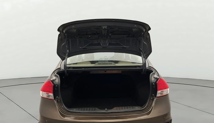 2016 Maruti Ciaz ZXI+, Petrol, Manual, 34,669 km, Boot Door Open