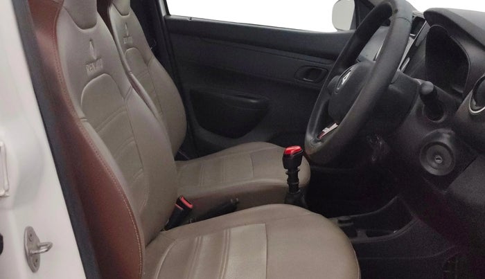 2017 Renault Kwid RXT 02 Anniversary Edition, Petrol, Manual, 90,044 km, Right Side Front Door Cabin