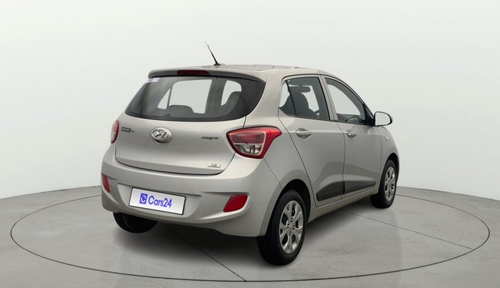 2016 Hyundai Grand i10 MAGNA 1.2 KAPPA VTVT, Petrol, Manual, 24,995 km, Right Back Diagonal