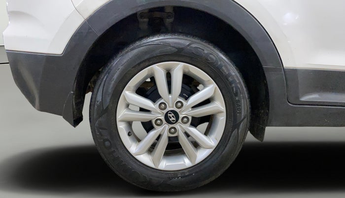 2018 Hyundai Creta SX PLUS 1.6 PETROL, Petrol, Manual, 27,828 km, Right Rear Wheel