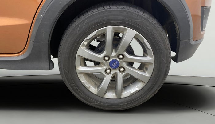 2019 Ford FREESTYLE TITANIUM 1.2 PETROL, Petrol, Manual, 58,779 km, Left Rear Wheel