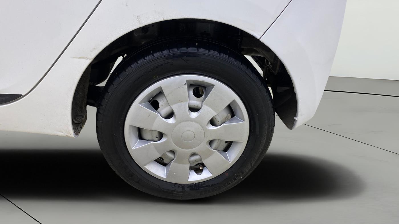 2018 Hyundai Eon ERA +, Petrol, Manual, 55,426 km, Left Rear Wheel