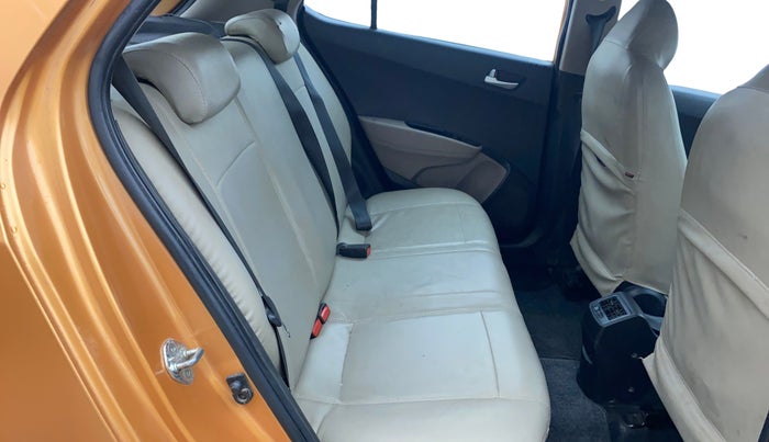 2015 Hyundai Grand i10 ASTA 1.2 KAPPA VTVT, Petrol, Manual, 80,994 km, Right Side Rear Door Cabin