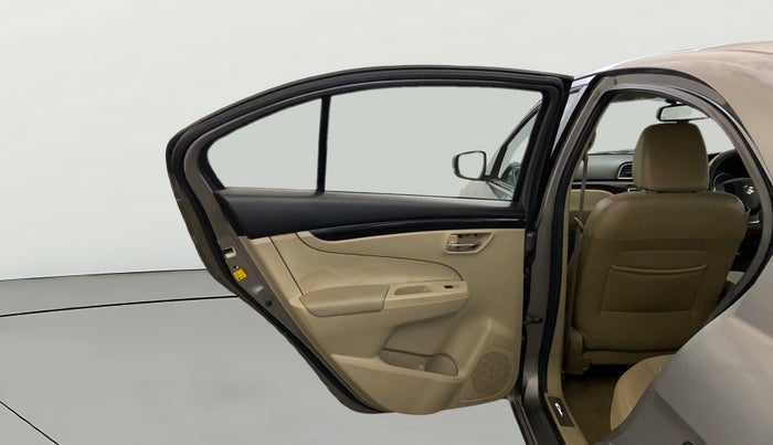 2016 Maruti Ciaz ZXI, Petrol, Manual, 99,587 km, LHS Rear Door