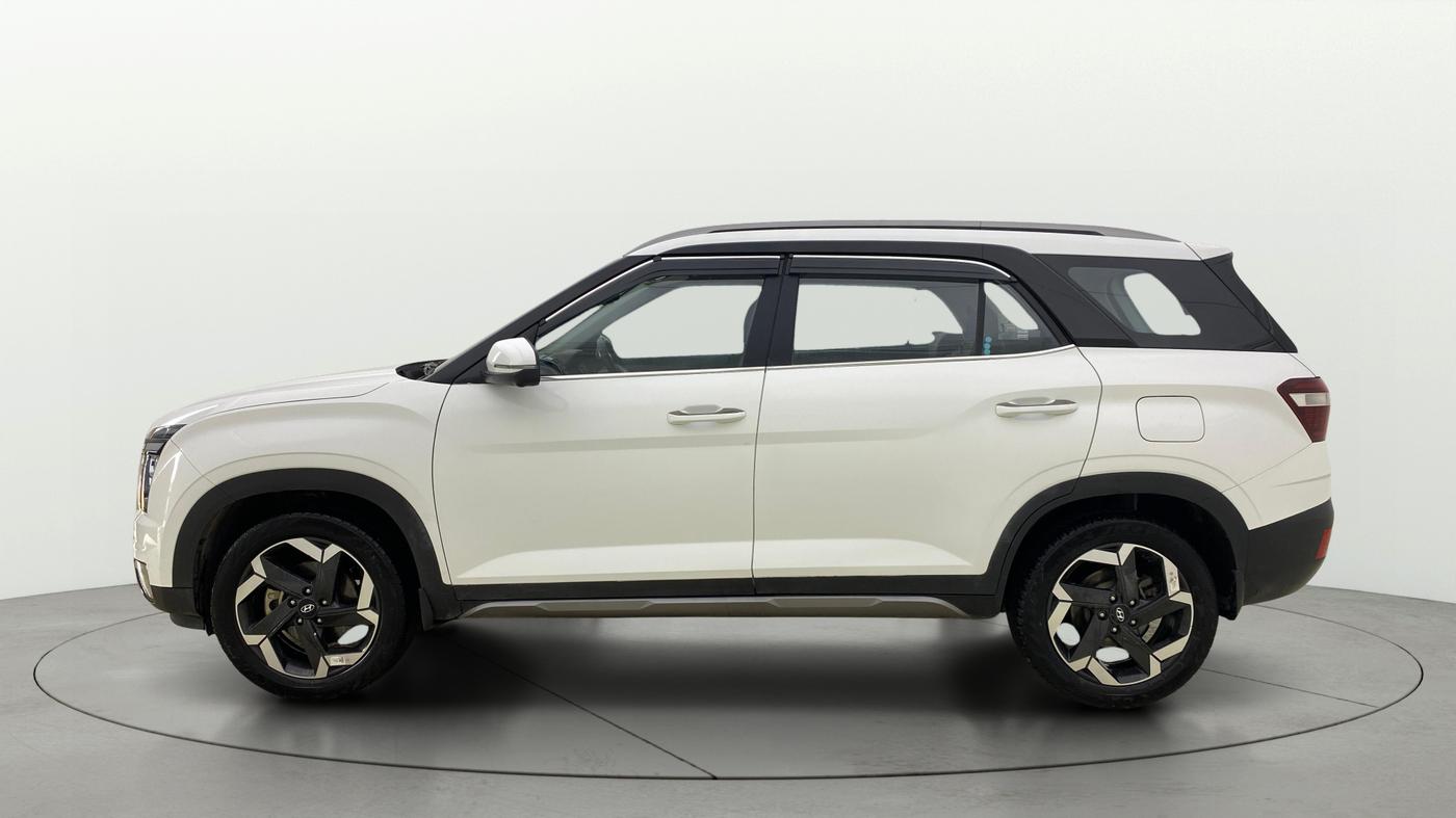 2023 Hyundai ALCAZAR PLATINUM 1.5 TURBO PETROL MT 7STR, Petrol, Manual, 24,496 km, Left Side