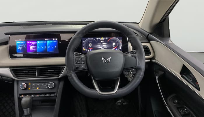 2023 Mahindra XUV700 AX 5 P AT 5 STR, Petrol, Automatic, 13,423 km, Steering Wheel Close Up