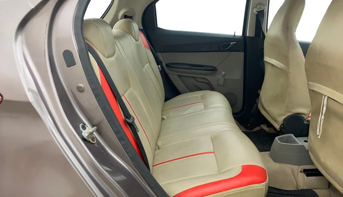 2016 Tata Tiago XE DIESEL, Diesel, Manual, 98,484 km, Right Side Rear Door Cabin