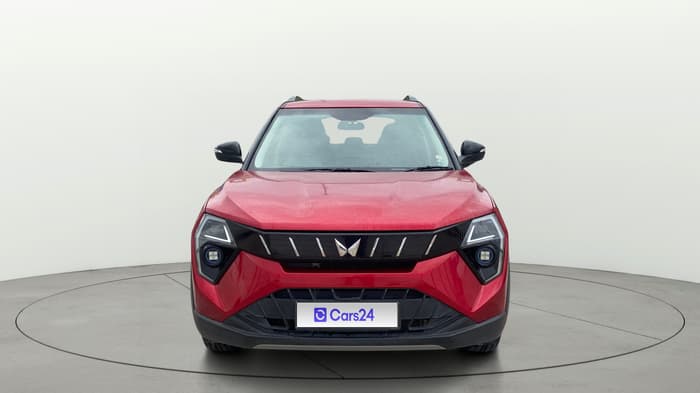 2024 Mahindra XUV 3XO AX5 1.2 L TCMPFI AT, Petrol, Automatic, 25,503 km, Front