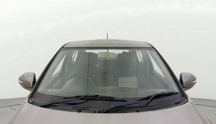 2014 Maruti Swift Dzire VXI, Petrol, Manual, 1,01,573 km, Front Windshield