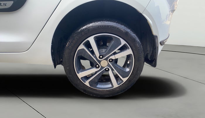 2022 Tata ALTROZ XZ PLUS PETROL, Petrol, Manual, 48,172 km, Left Rear Wheel