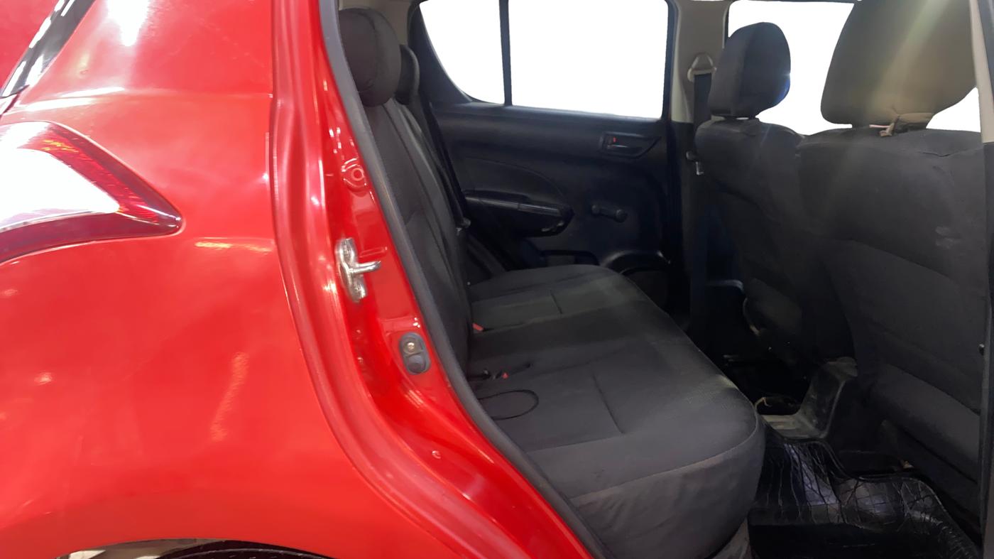 2016 Maruti Swift LXI (O), CNG, Manual, 91,862 km, Right Side Rear Door Cabin