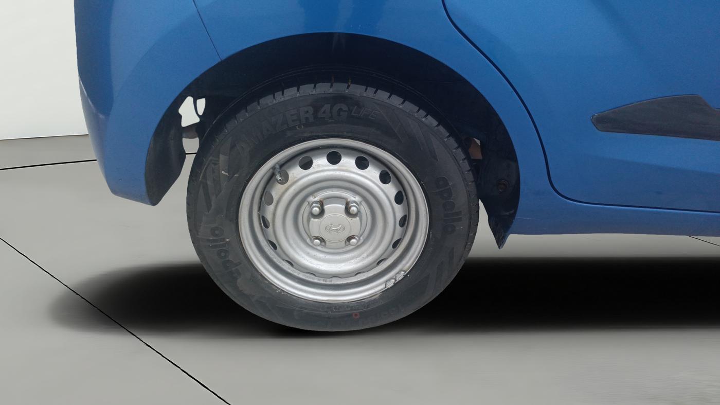 2019 Hyundai NEW SANTRO MAGNA, Petrol, Manual, 53,761 km, Right Rear Wheel
