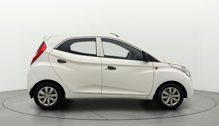 2013 Hyundai Eon MAGNA +, Petrol, Manual, 41,195 km, Right Side View