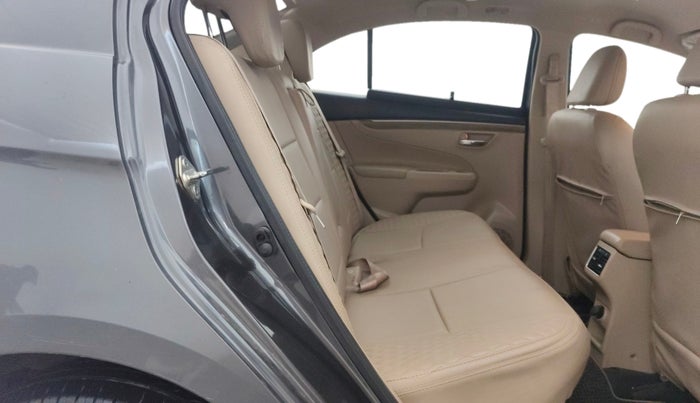2023 Maruti Ciaz ZETA 1.5 SHVS MT PETROL, Petrol, Manual, 43,128 km, Right Side Rear Door Cabin