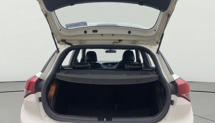 2015 Hyundai i20 Active 1.4 SX, Diesel, Manual, 51,151 km, Boot Open Zoomed View