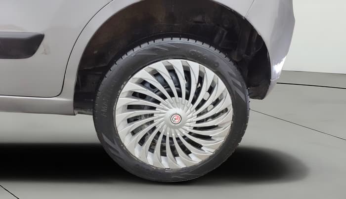 2018 Maruti Wagon R 1.0 VXI AMT, Petrol, Automatic, 49,518 km, Left Rear Wheel