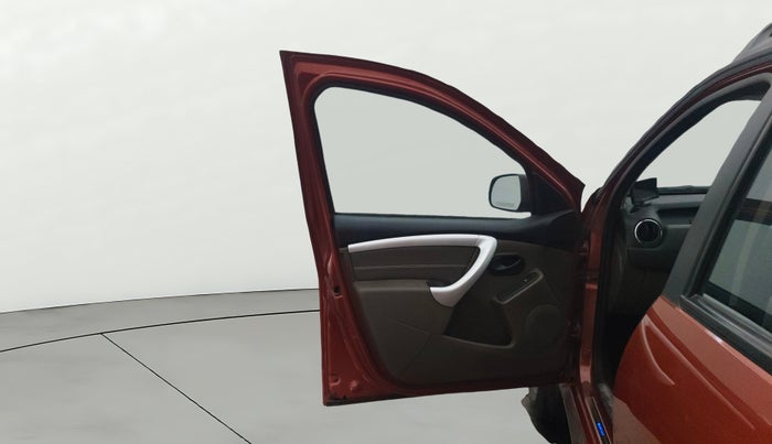 2019 Renault Duster RXS PETROL, Petrol, Manual, 20,401 km, LHS Front Door