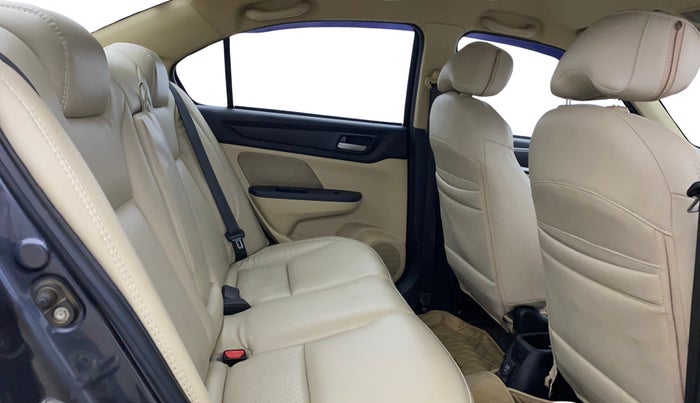 2022 Honda Amaze 1.2L I-VTEC VX CVT, Petrol, Automatic, 39,062 km, Right Side Rear Door Cabin