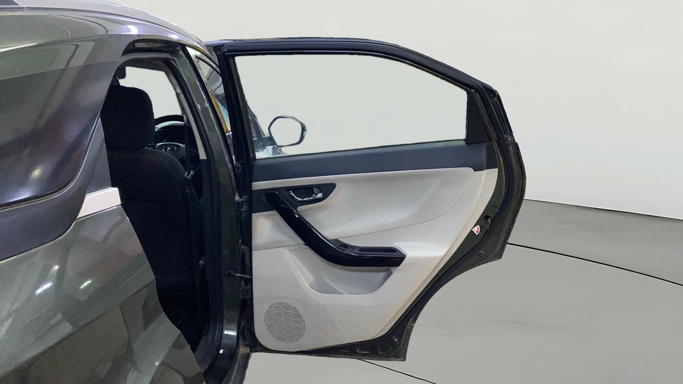 2021 Tata NEXON XZA PLUS PETROL, Petrol, Automatic, 27,884 km, RHS Rear Door