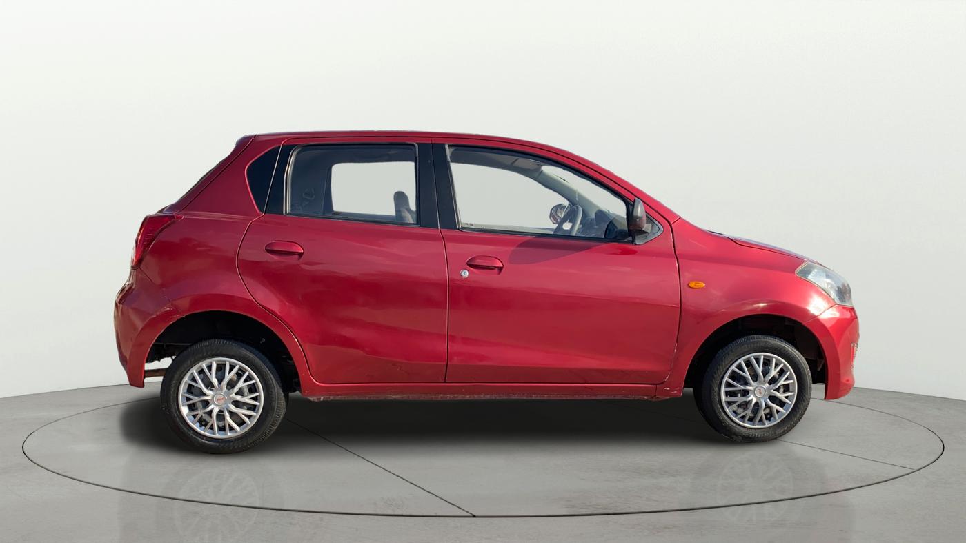 2014 Datsun Go T, Petrol, Manual, 77,725 km, Right Side View
