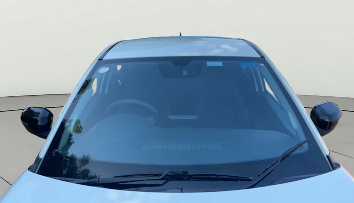 2024 Tata NEXON Smart Plus 1.2 Revotron 6 AMT, Petrol, Automatic, 14,400 km, Front Windshield