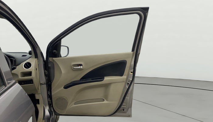 2015 Maruti Celerio VXI AMT, Petrol, Automatic, 1,00,303 km, RHS Front Door