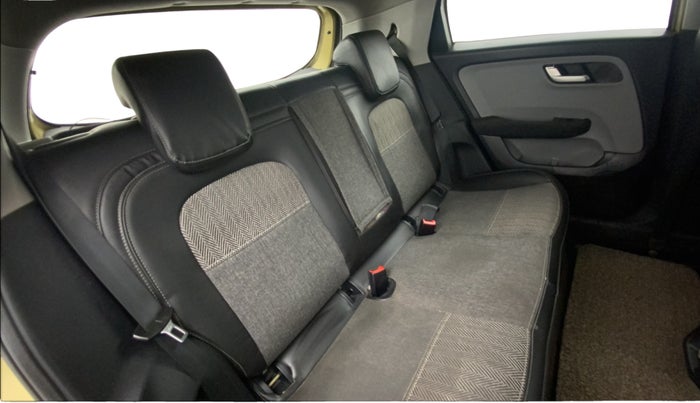 2020 Tata ALTROZ XZ PETROL, Petrol, Manual, 86,809 km, Right Side Rear Door Cabin